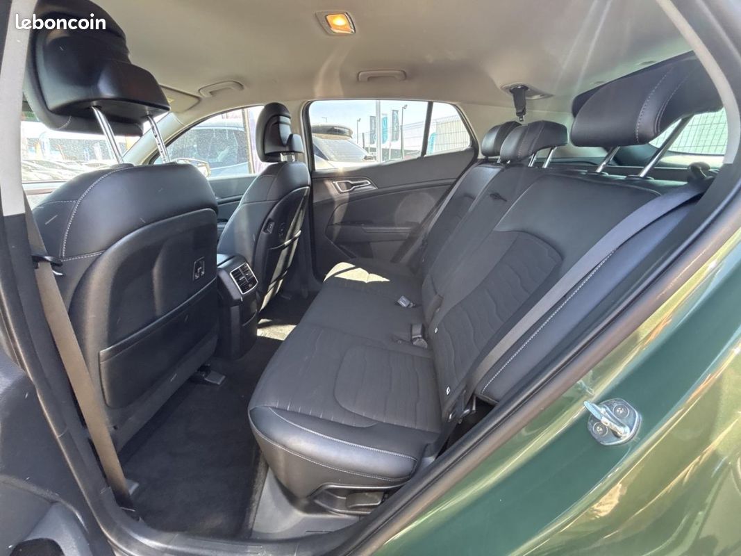 Kia Sportage 1.6 T-GDi 265ch PHEV Design BVA6 4x4 (image 11)