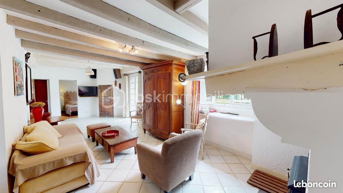 Maison 7 pièces 180 m² - Luxe-Sumberraute 64120 (image principale 9)
