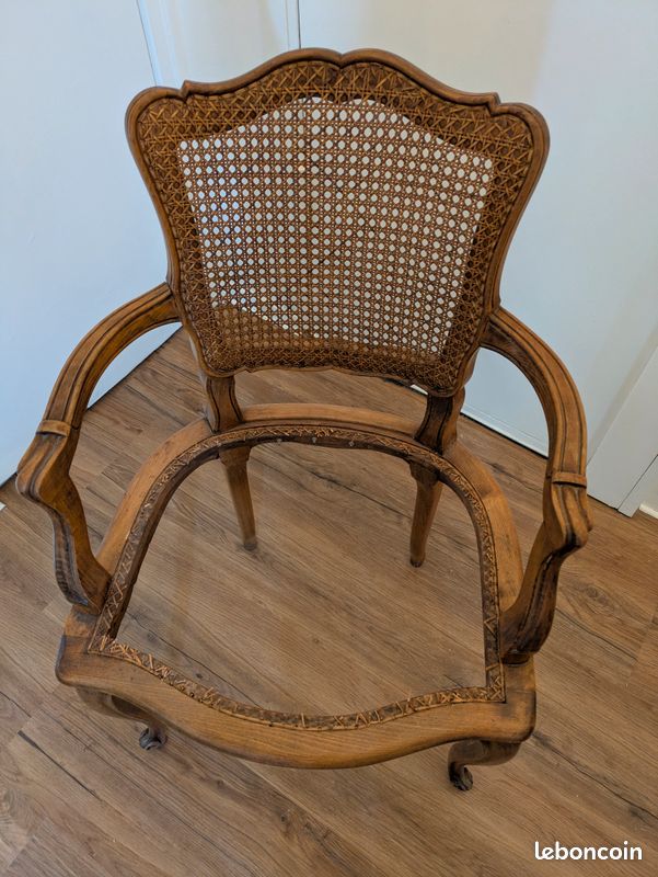 Fauteuil style Louis XV (image 2)