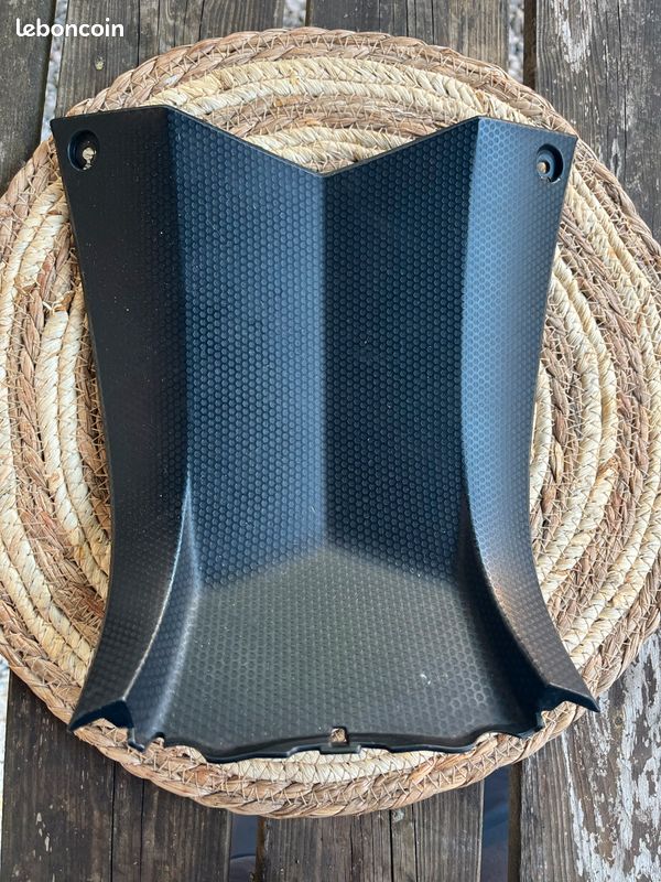 Cache central yamaha Tmax année 2012 - Équipement moto