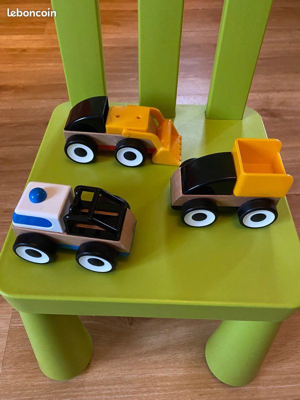 Lot jouets bébé (image 8)