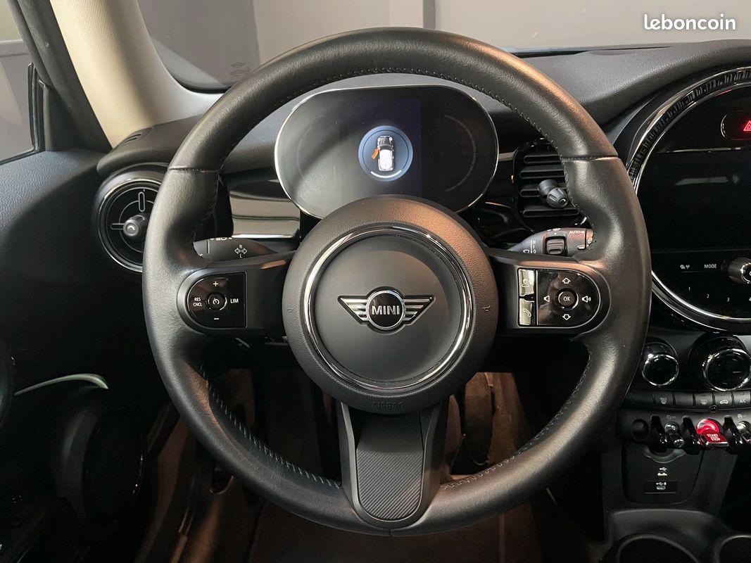 Mini Cooper Classic 136 CH CAMDEM 3P / TOIT OUVRANT (image 15)