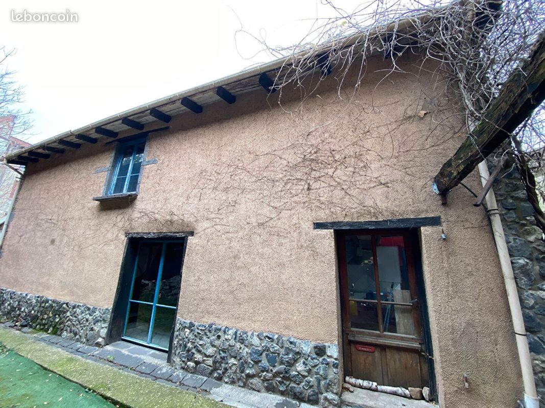Maison 4 pièces 85 m² · à Clermont-Ferrand · 85 m² · 210 000 €