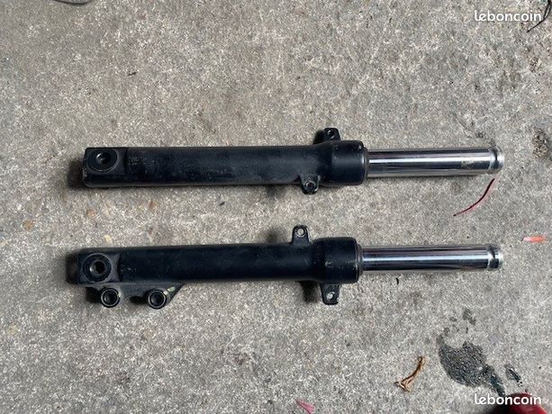 2 Tubes de fourches Scooter Peugeot Kisbee 50CC origine occasion (image 2)