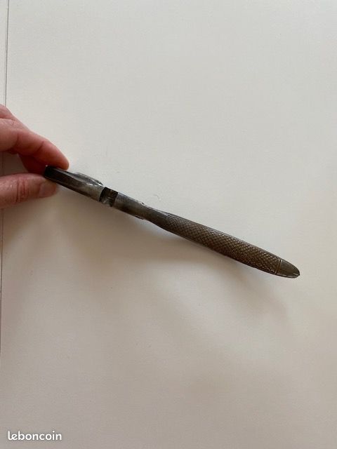 Pince ancienne (image 2)