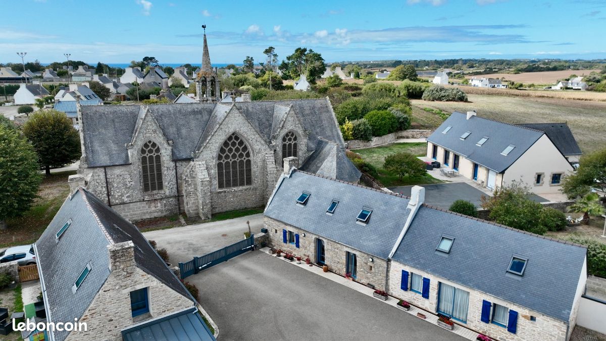 Maison 5 pièces 101 m² · à Plozévet · 101 m² · 449 800 €