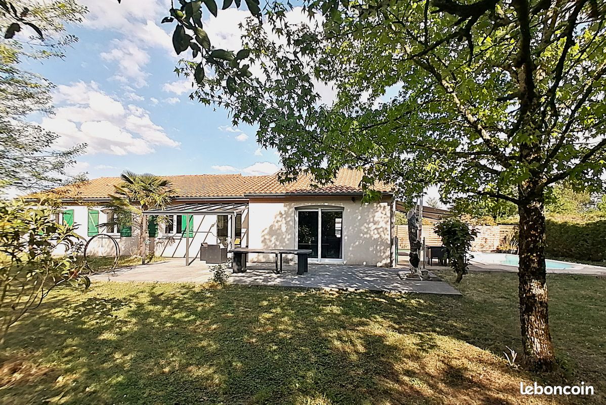 Maison 5 pièces 130 m² · à Lavoux · 130 m² · 249 990 €