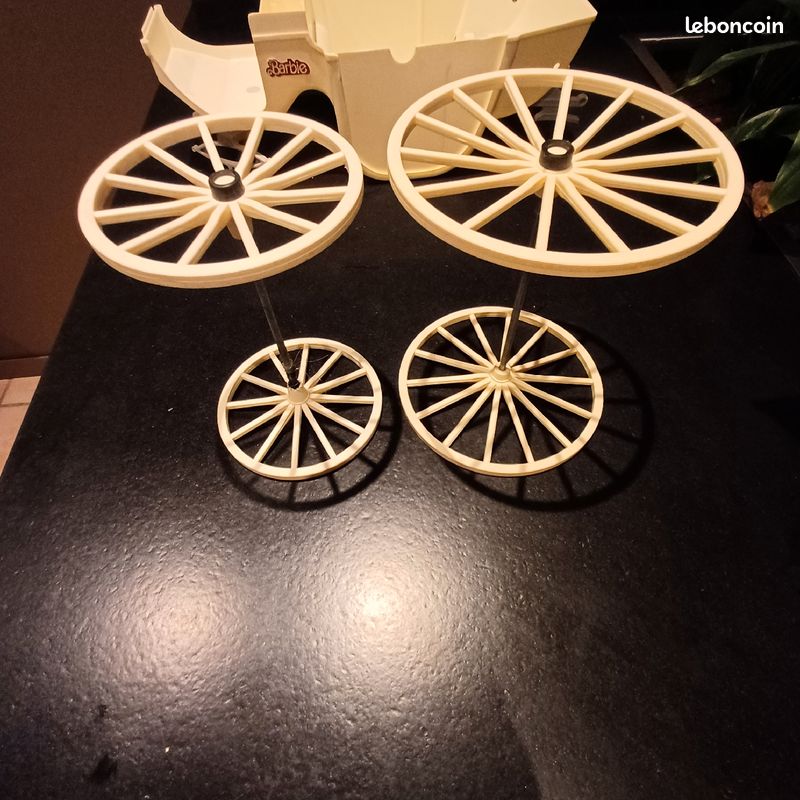 Pieces pour calleche barbie vintage (image 2)