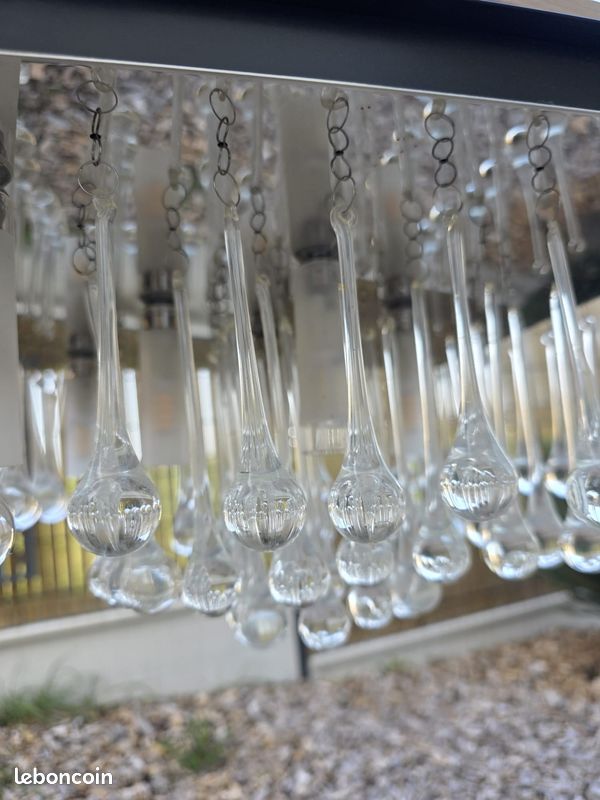 Plafonnier en cristal carré – L’élégance suspendue (image 13)