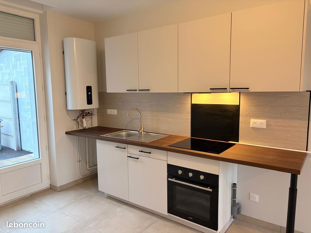 Maison 3 pièces 55 m² · à Sin-le-Noble · 55 m² · 900 €/mois