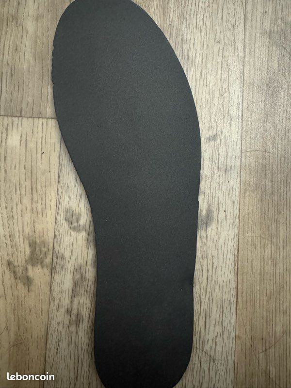 Jordan 4 retro (image 10)