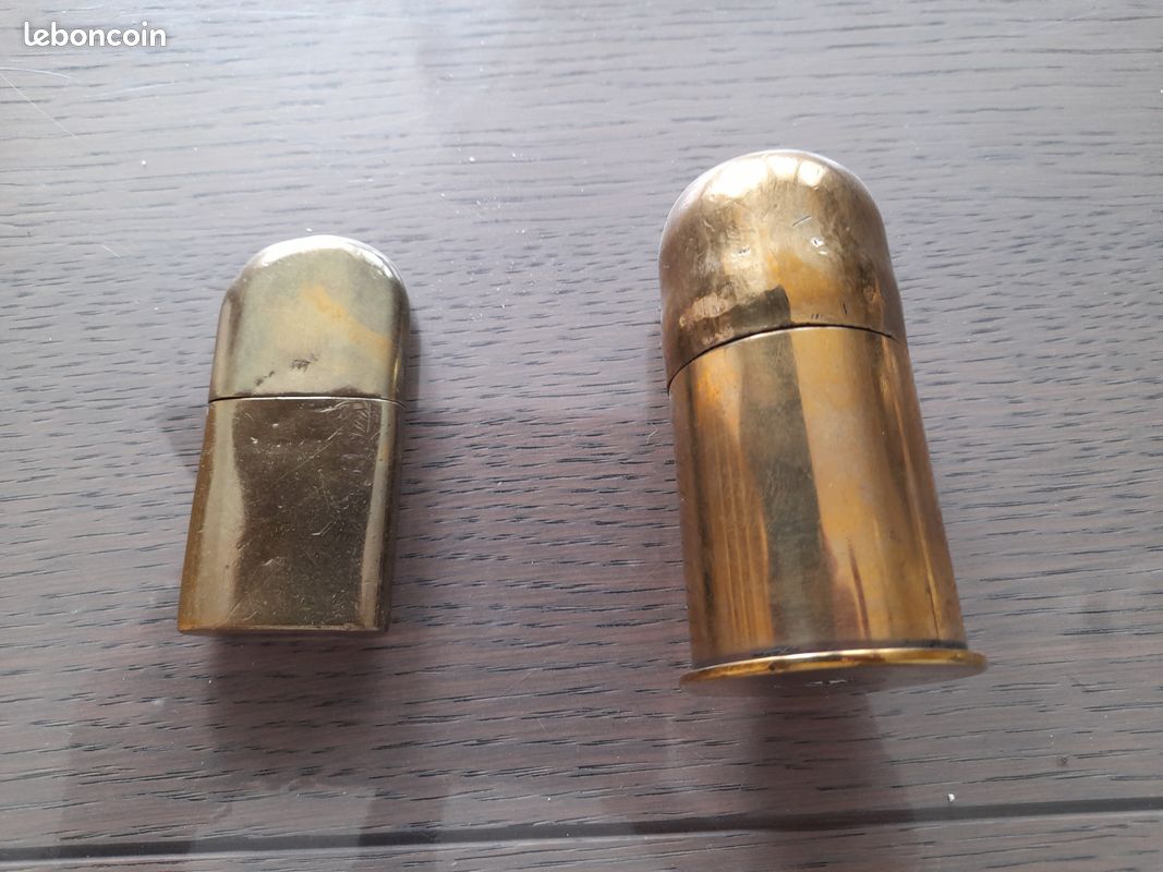 2 briquets anciens en cuivre (image 3)