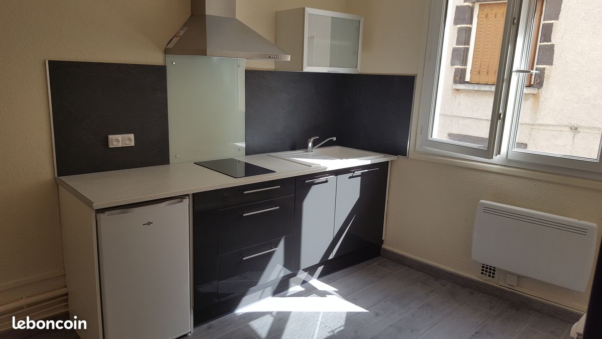 Appartement 2 pièces 25 m² · à Clermont-Ferrand · 25 m² · 380 €/mois