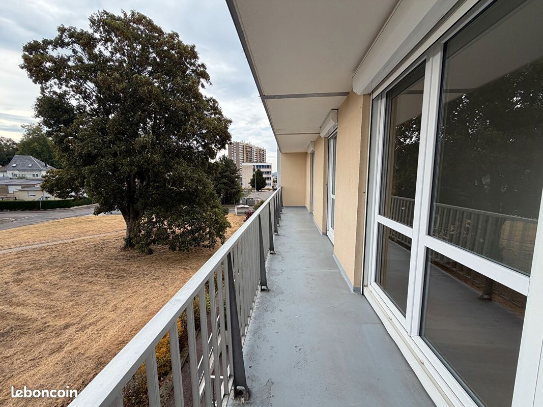 Appartement 3 pièces 82 m² · à Sotteville-lès-Rouen · 82 m² · 850 €