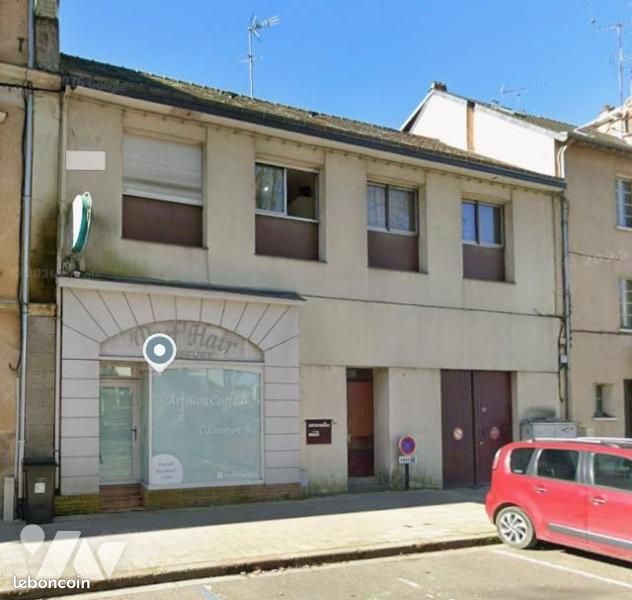 Immeuble 300 m² · à Laval · 300 m² · 419 200 €