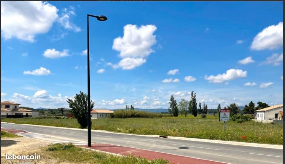 Terrain 425 m² · à Bizanet · 76 000 €