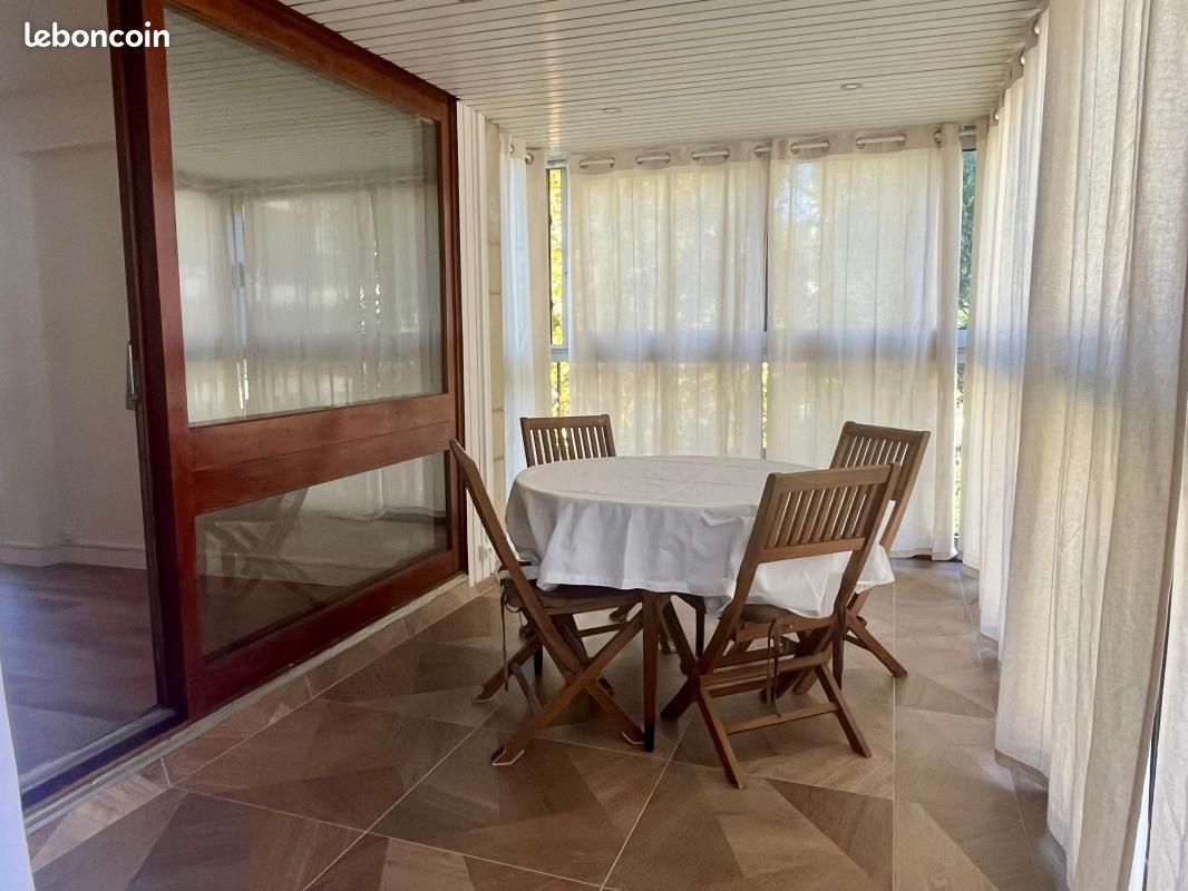Appartement 2 pièces 61 m² · au Chesnay-Rocquencourt · 61 m² · 1 290 €/mois