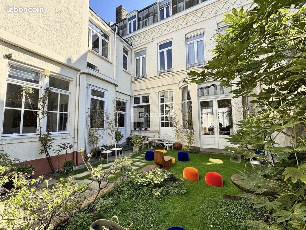 Immeuble 319 m² · à Lille · 319 m² · 797 000 €