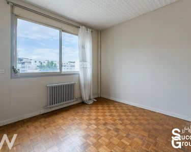 Appartement 300 000 € - 92 m²