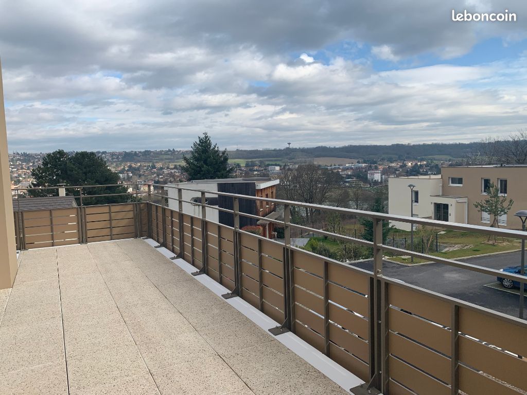 Appartement 3 pièces 61 m² · à Albigny-sur-Saône · 61 m² · 850 €/mois