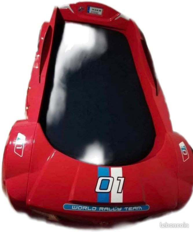 Lit cars sonore et lumineux avec télécommande + matelas + commode + lustre (image 3)