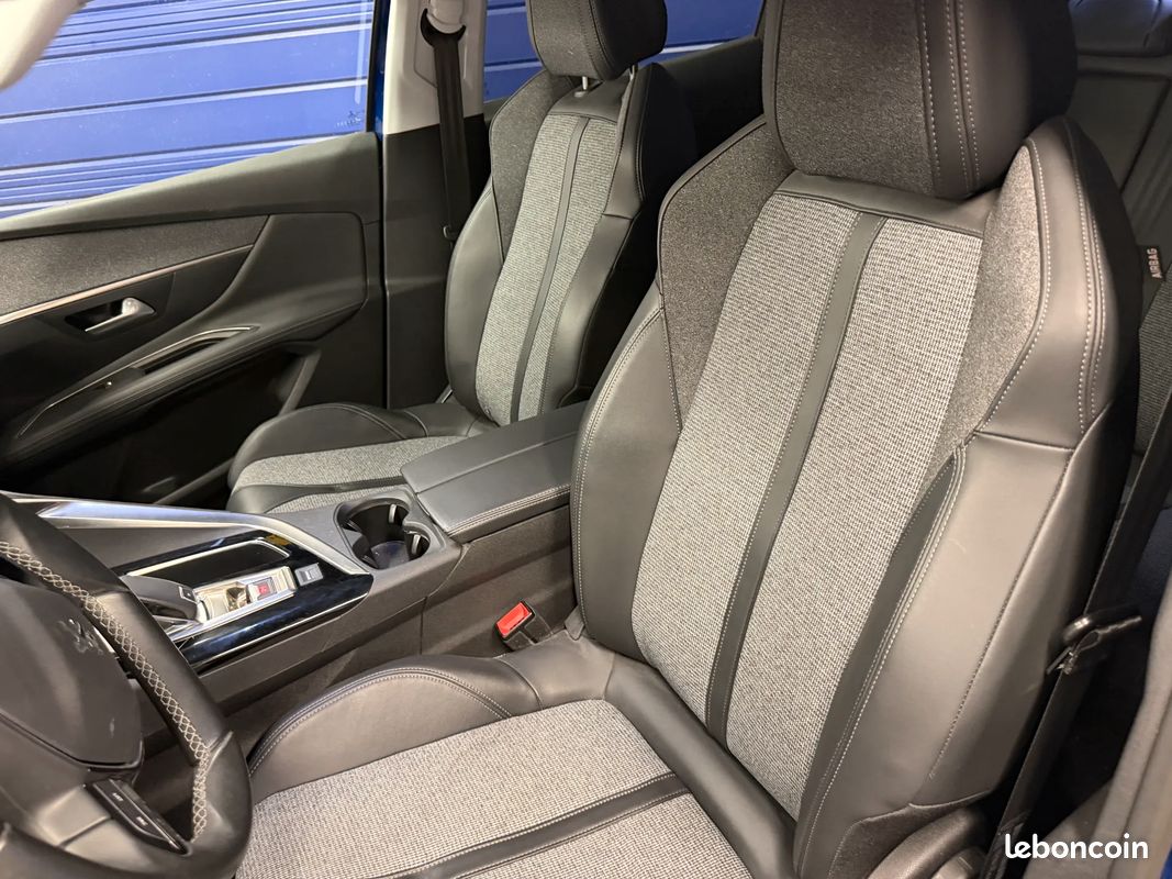 PEUGEOT 3008 1.2 131ch Allure Pack - 2019 - Suivi Complet Peugeot- Boîte auto (image 14)