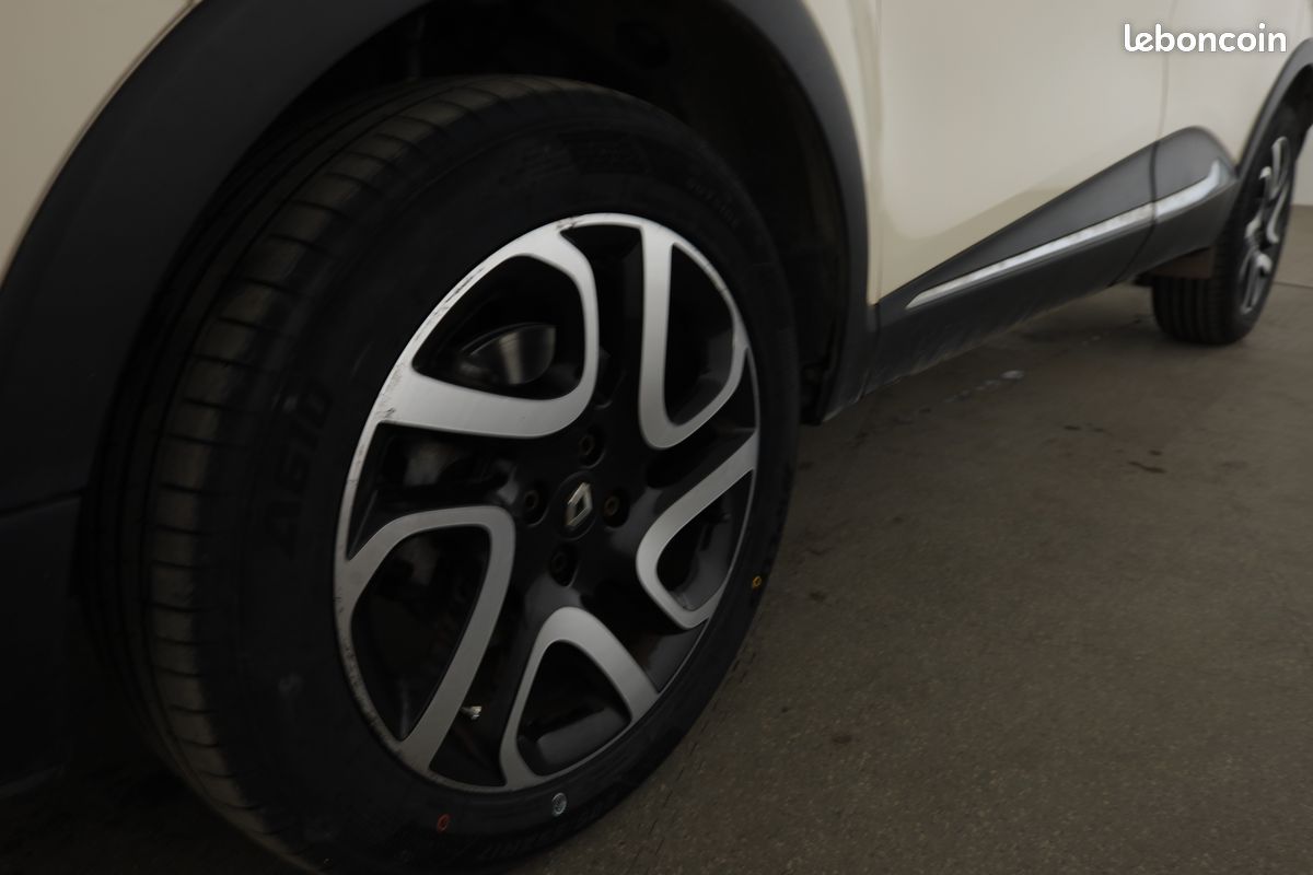 Renault Captur 1.5 dCi Intens Eco2 EDC 90 ch (image 29)