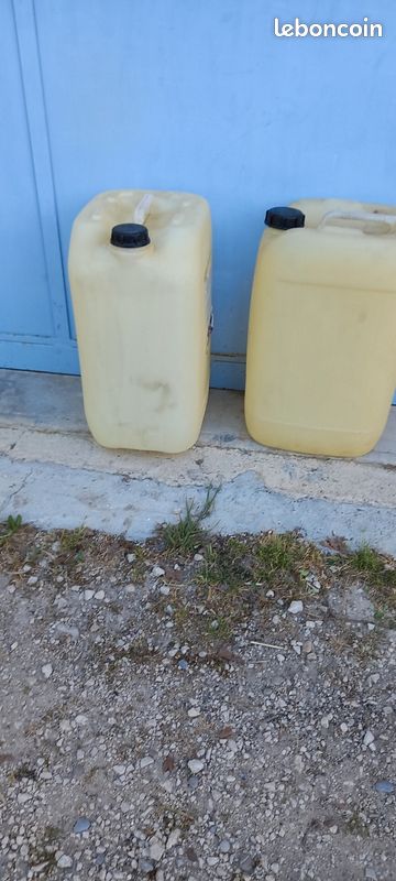 Bidons plastique 20 litres (image 2)