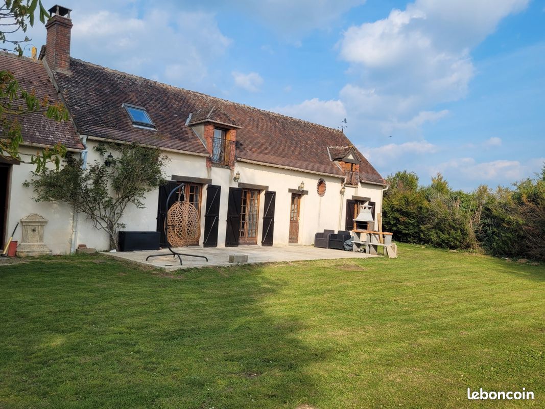 Maison 3 pièces 115 m² · à Saint-Maurice-sur-Aveyron · 115 m² · 165 000 €