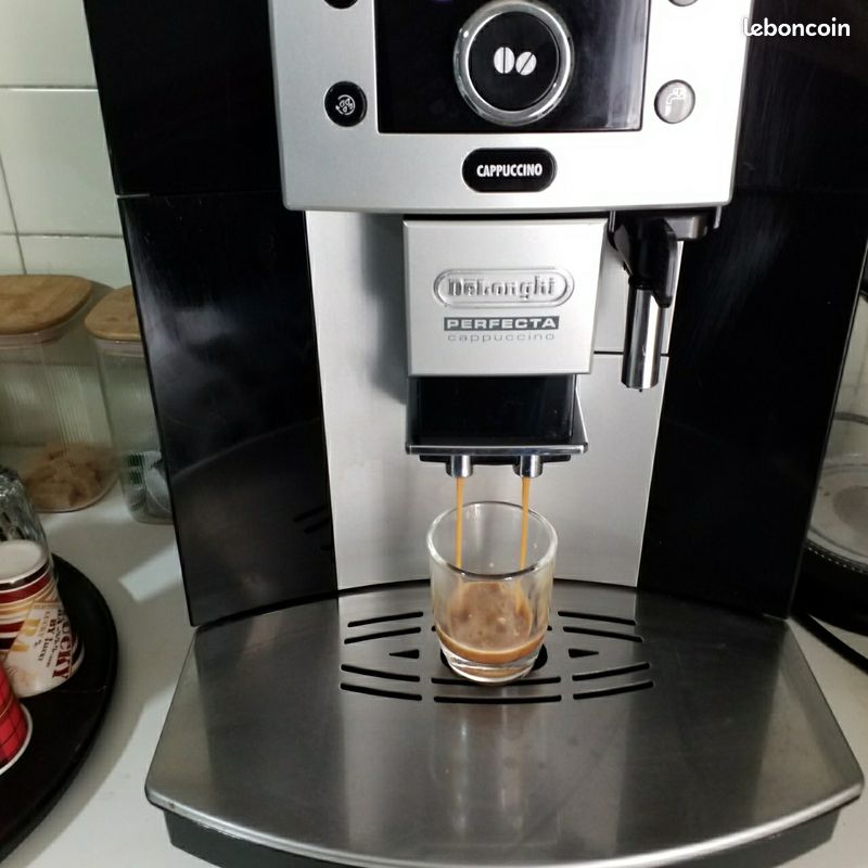 Cafetiere automatique De'Longhi Perfecta avec buse vapeur "Cappuccino" (image 6)