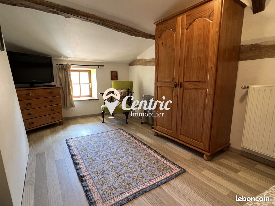 Maison 7 pièces 164 m² - Argentonnay 79150 Moutiers-sous-Argenton (image principale 10)