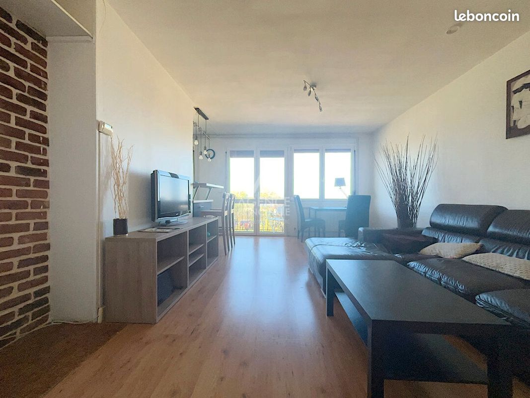 Appartement 4 pièces 64 m² · à Poissy · 64 m² · 980 €/mois