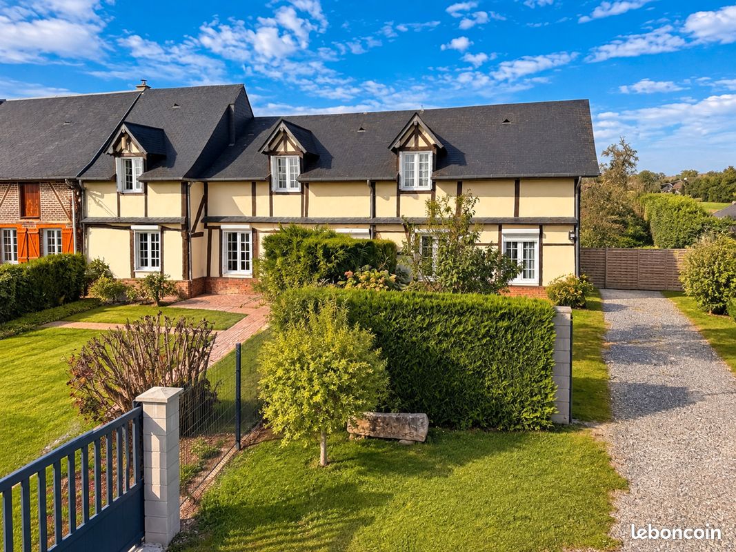 Maison 10 pièces 155 m² · à Ry · 155 m² · 235 000 €