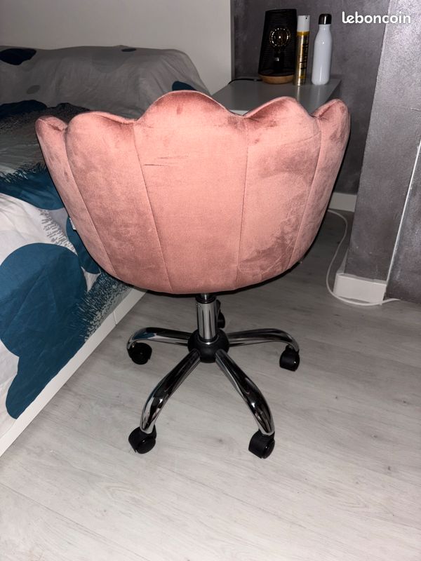 Chaise de bureau coquillage rose en velours (image 2)