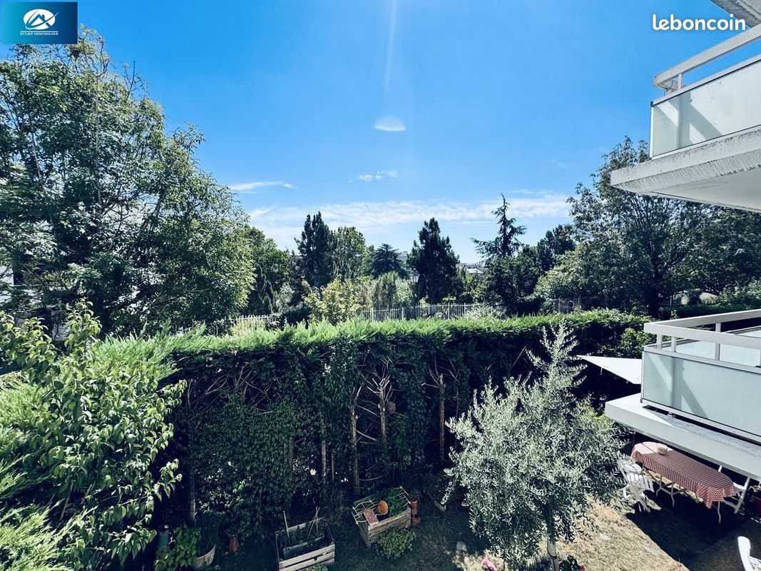 Appartement 5 pièces 113 m² · à Suresnes · 113 m² · 589 000 €