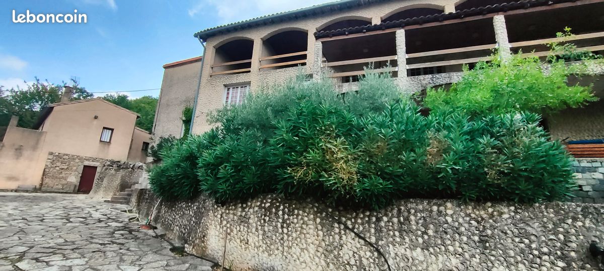 Maison 7 pièces 200 m² · à Val-d'Aigoual · 200 m² · 115 000 €