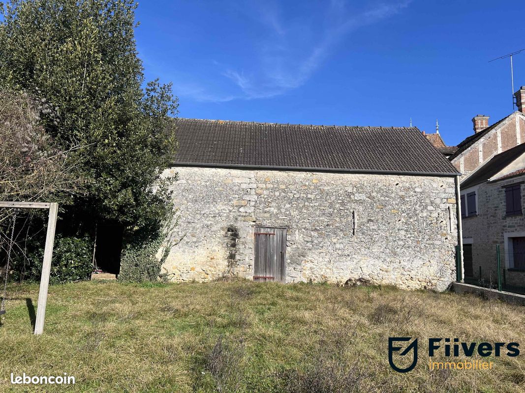 Grange 1 pièce 58 m² (image 2)