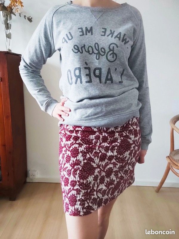 Pull shaman apéro ;) taille M texte wake me up before (image 2)