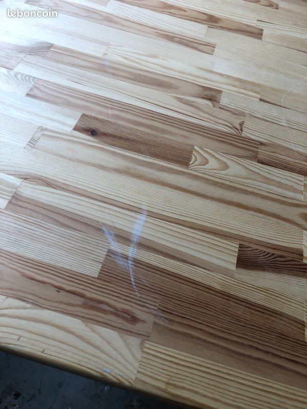 Table IKEA en pin (image 3)