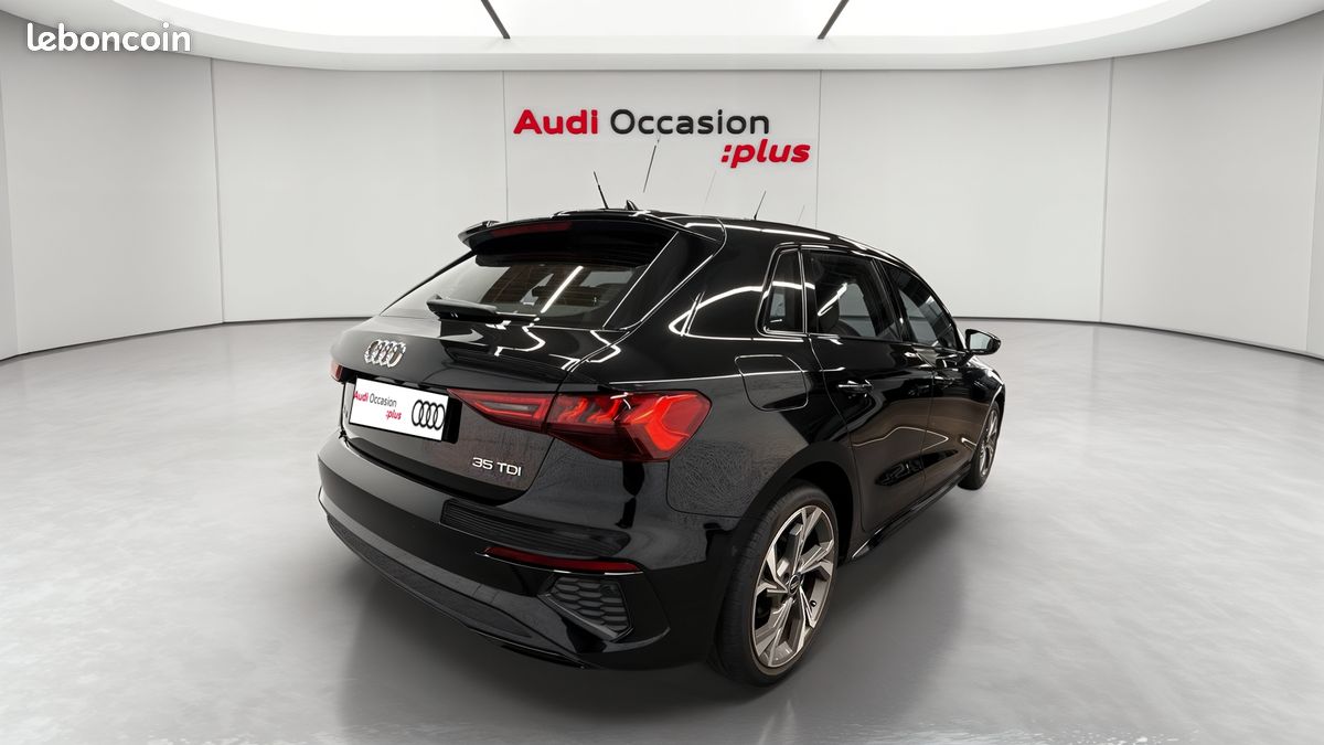 AUDI A3 Sportback 35 TDI 150 S tronic 7 S Line (image 5)