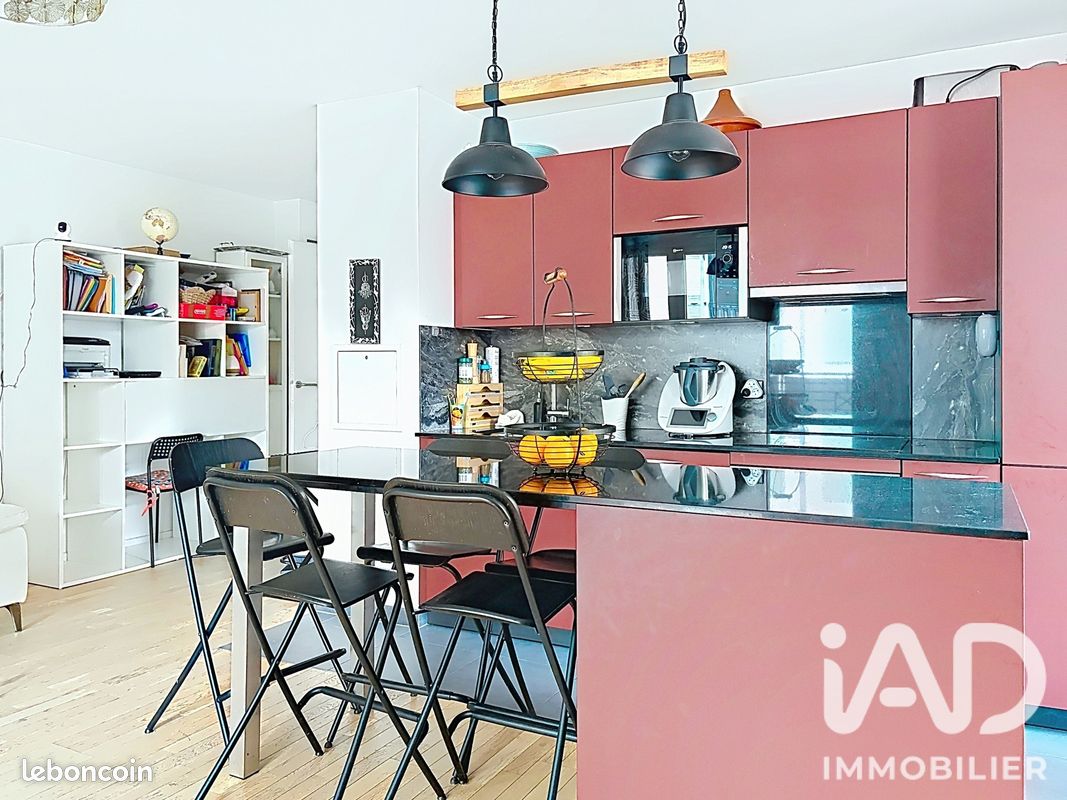Appartement 4 pièces 89 m² · à Clamart · 89 m² · 2 276 €/mois
