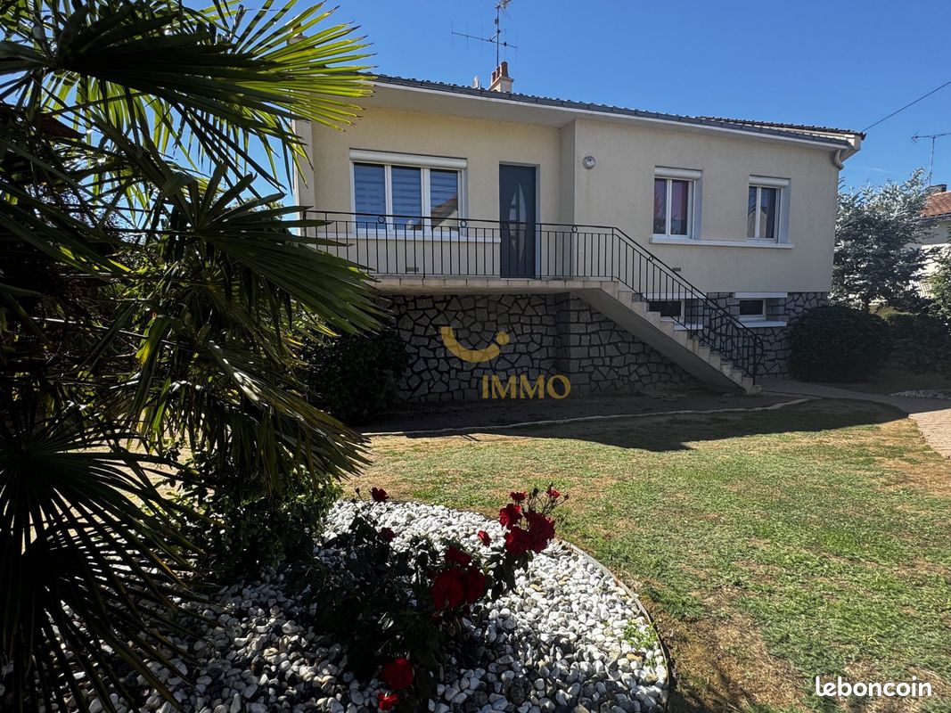 Maison 5 pièces 83 m² · à Secondigny · 83 m² · 138 000 €
