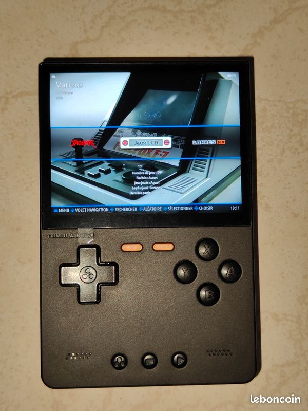 Trimui brick noir sd 128gb comme neuf (image 9)