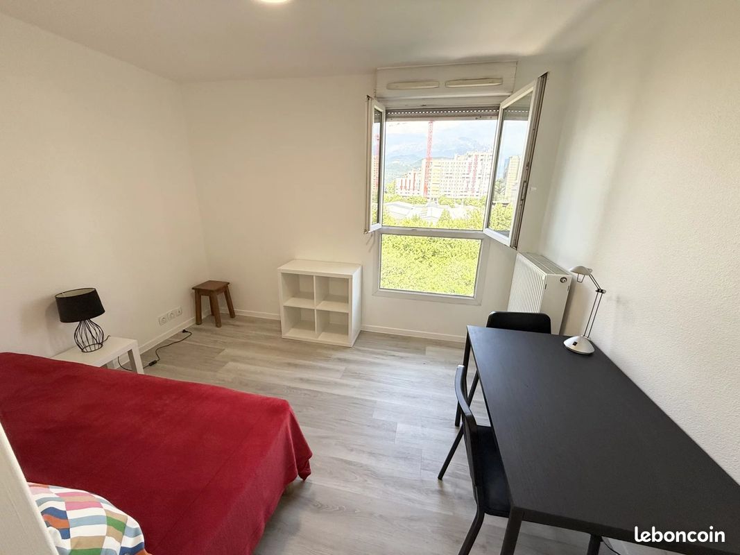 Appartement 1 pièce 18 m² · à Grenoble · 18 m² · 450 €