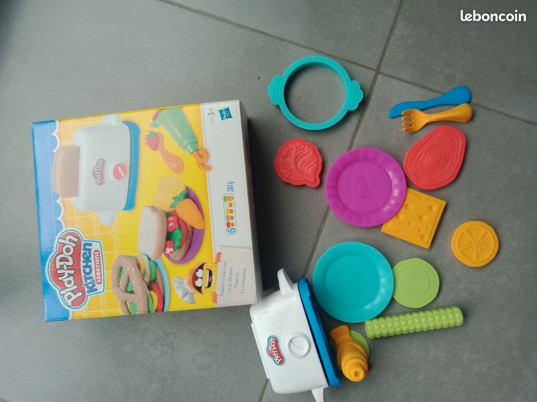 Play Doh kitchen grille pain (image 1)