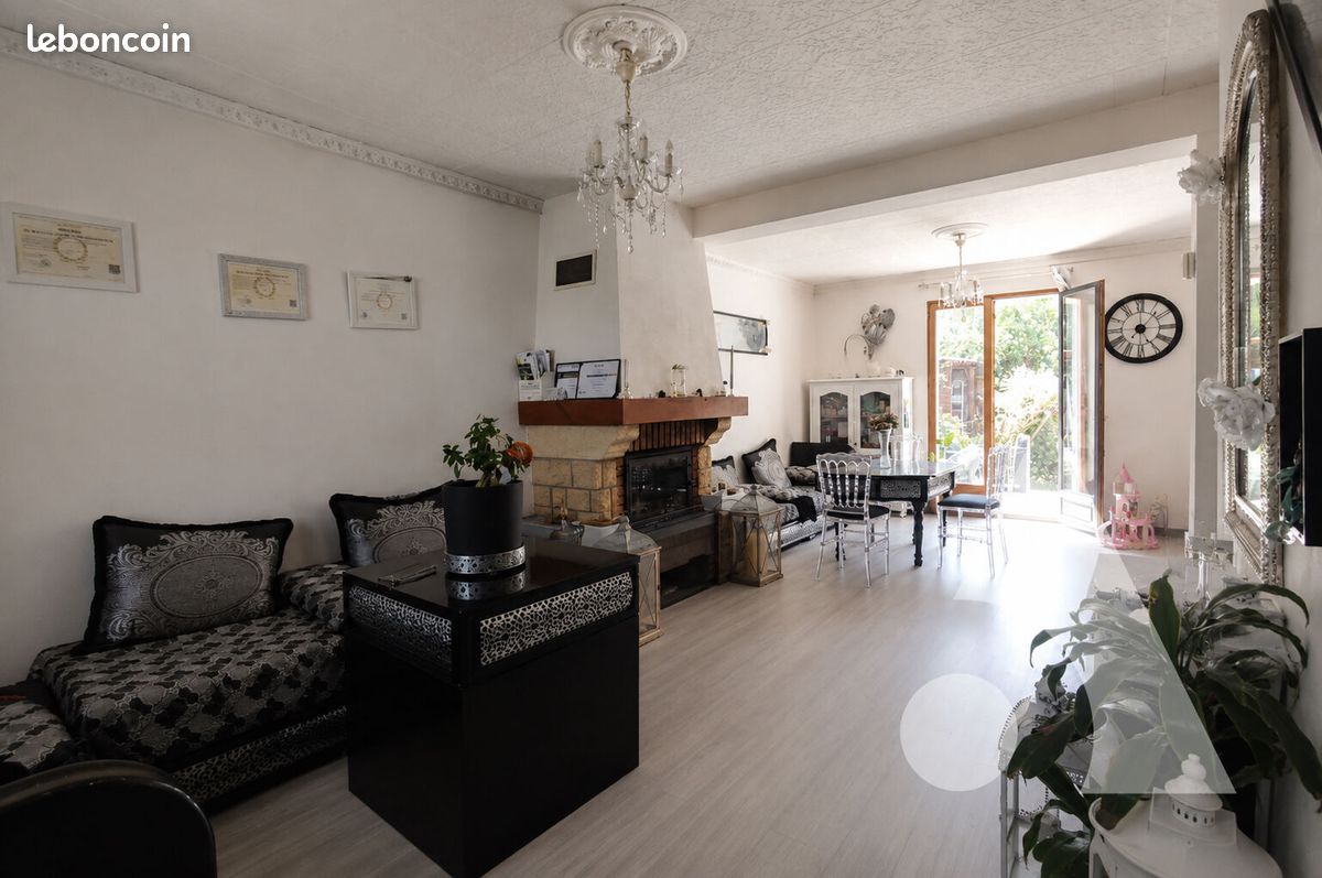 Maison 5 pièces 114 m² · à Villers-Cotterêts · 114 m² · 230 000 €