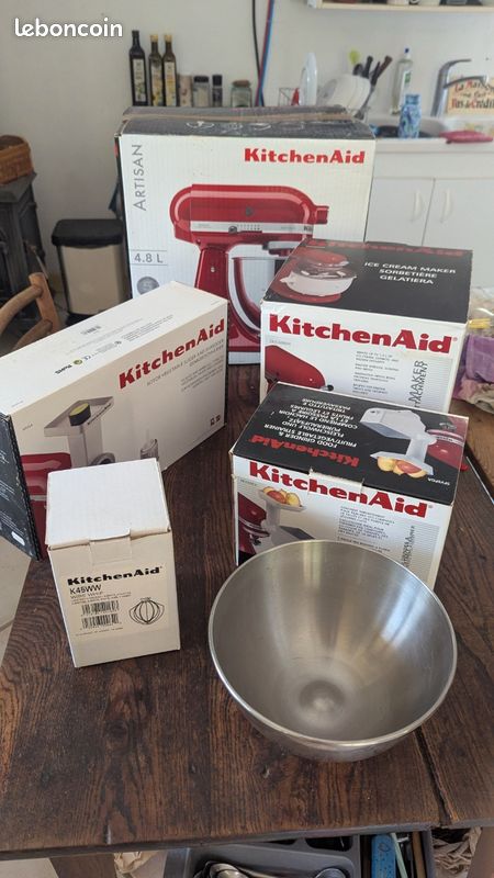 Robot KitchenAid avec accessoires (image 1)