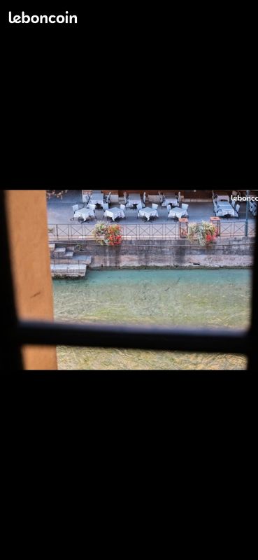 T2 MEUBLÉ 38 m² RÉNOVÉ – VUE SUR LE THIOU – VIEILLE VILLE D’ANNECY (image 8)
