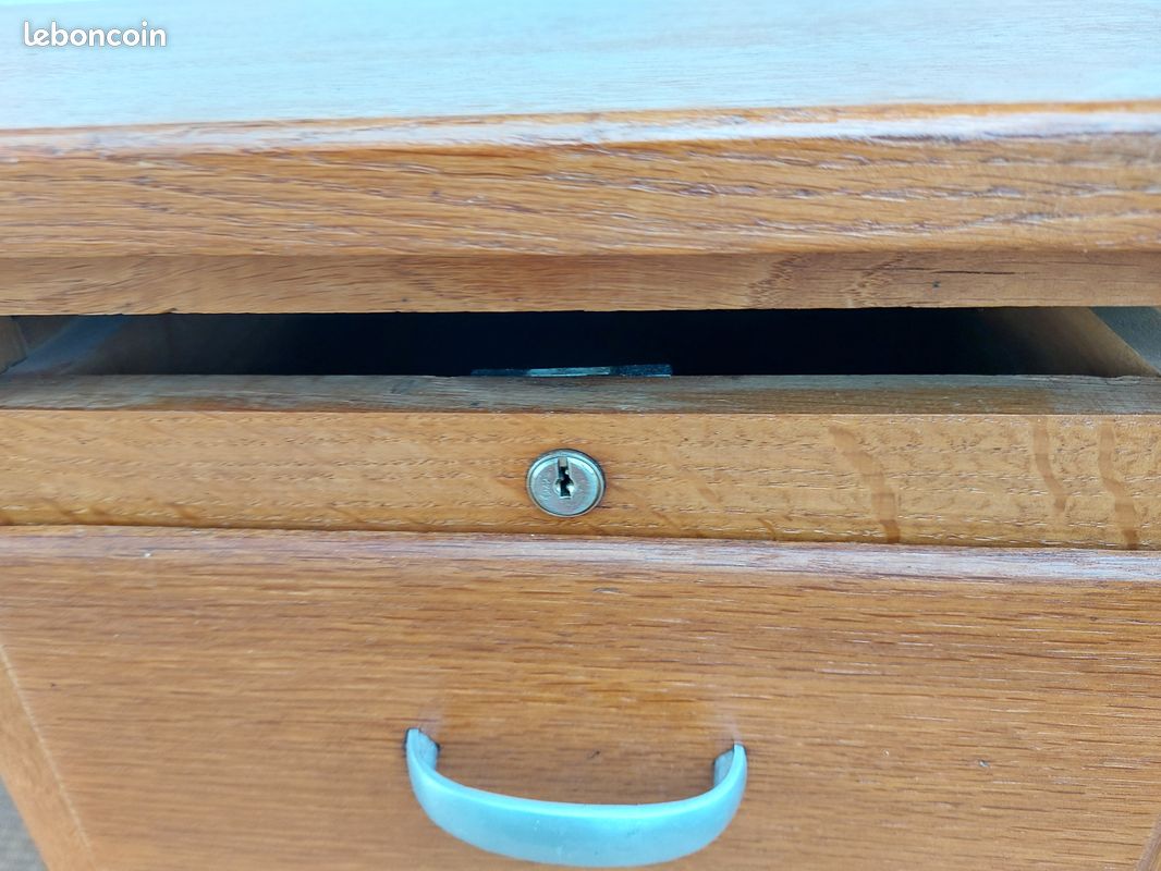 Bureau en bois massif, années 70 (image 19)