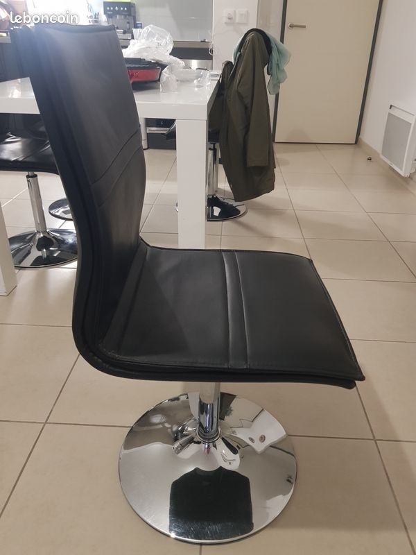 Vends lot de 4 chaises (image 1)